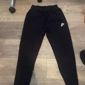 nike jogger sweatpants, size xs.